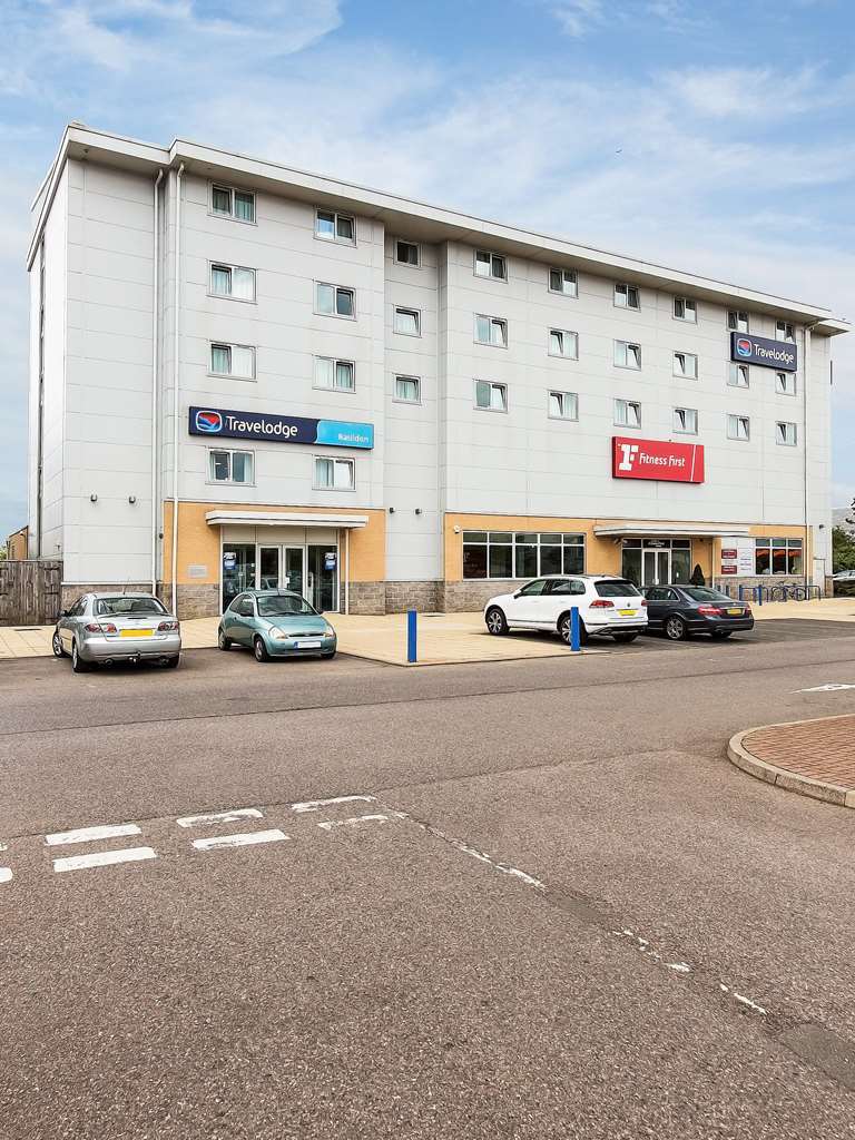 Travelodge Базилдън Екстериор снимка
